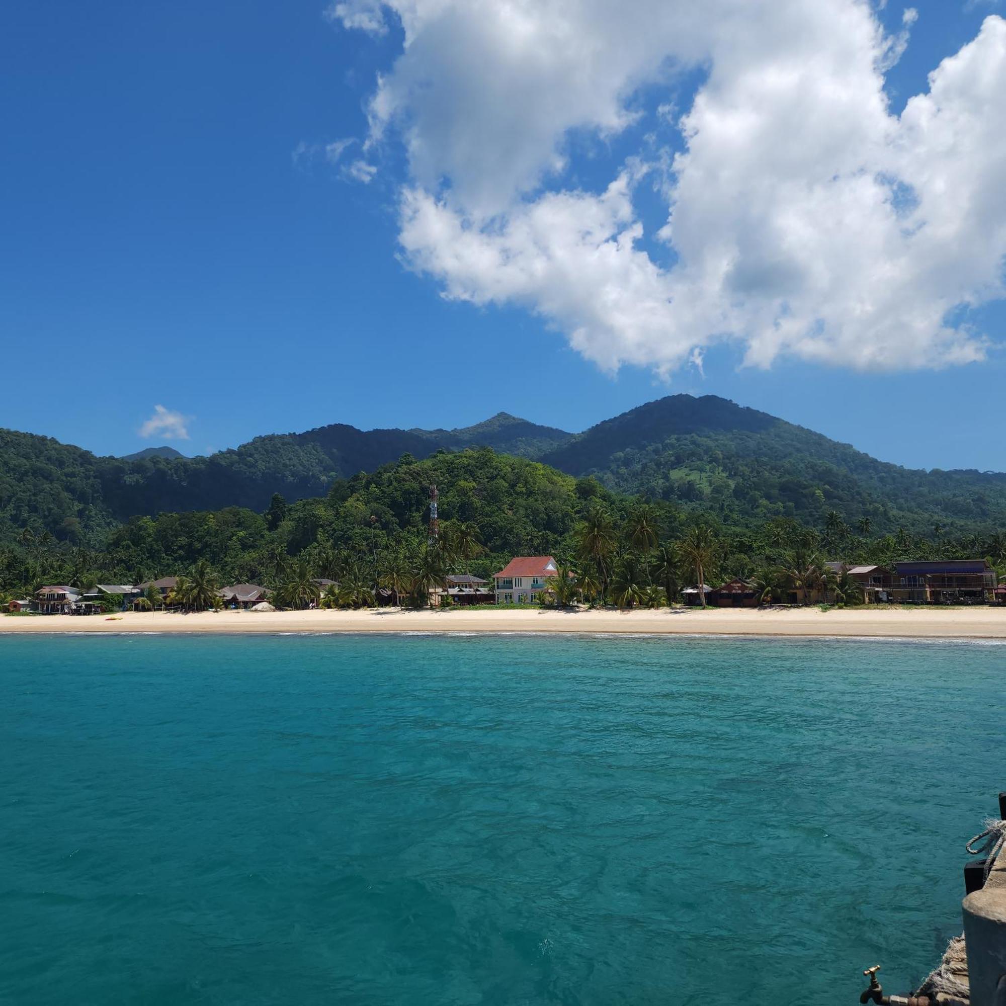 刁曼佩买小木屋 Kampong Juara 外观 照片